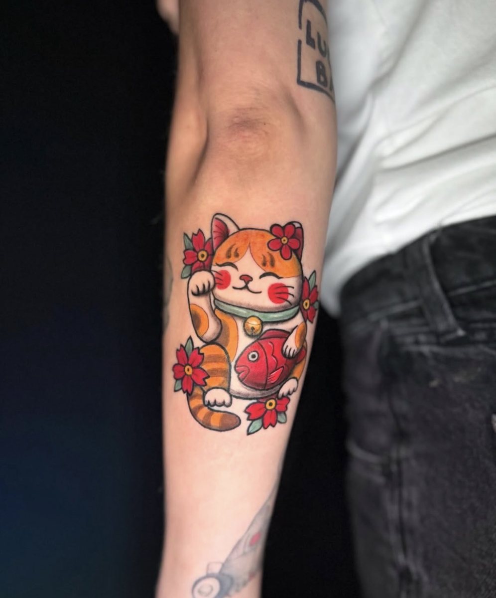 Maneki-neko lucky cat, colour