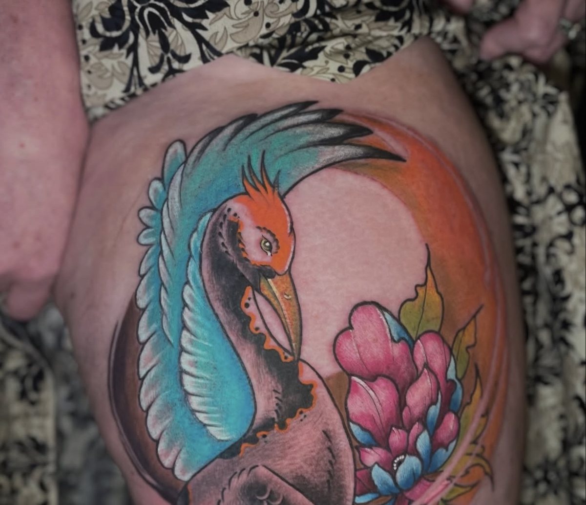 Neo-traditional colour bird by Vincent Leygonie